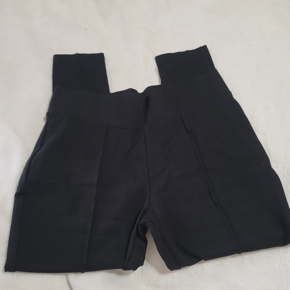 Melissa McCarthy Seven7 Black Ankle Pants - Picture 2 of 5